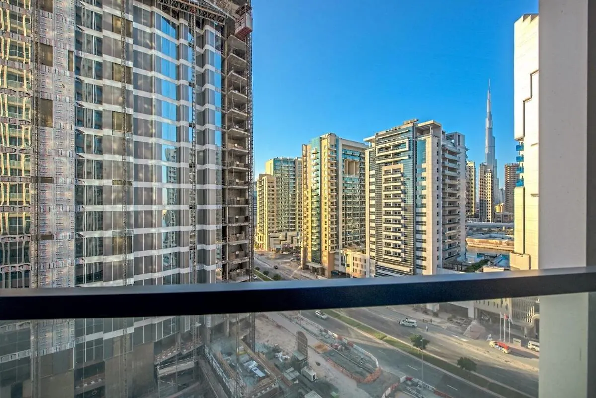 דובאי Awesome Studio Apartment With Burj Khalifa View At Business Bay