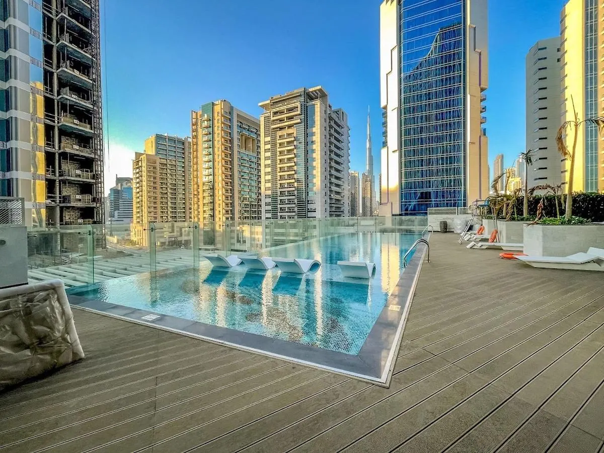 דובאי Awesome Studio Apartment With Burj Khalifa View At Business Bay איחוד האמירויות הערביות