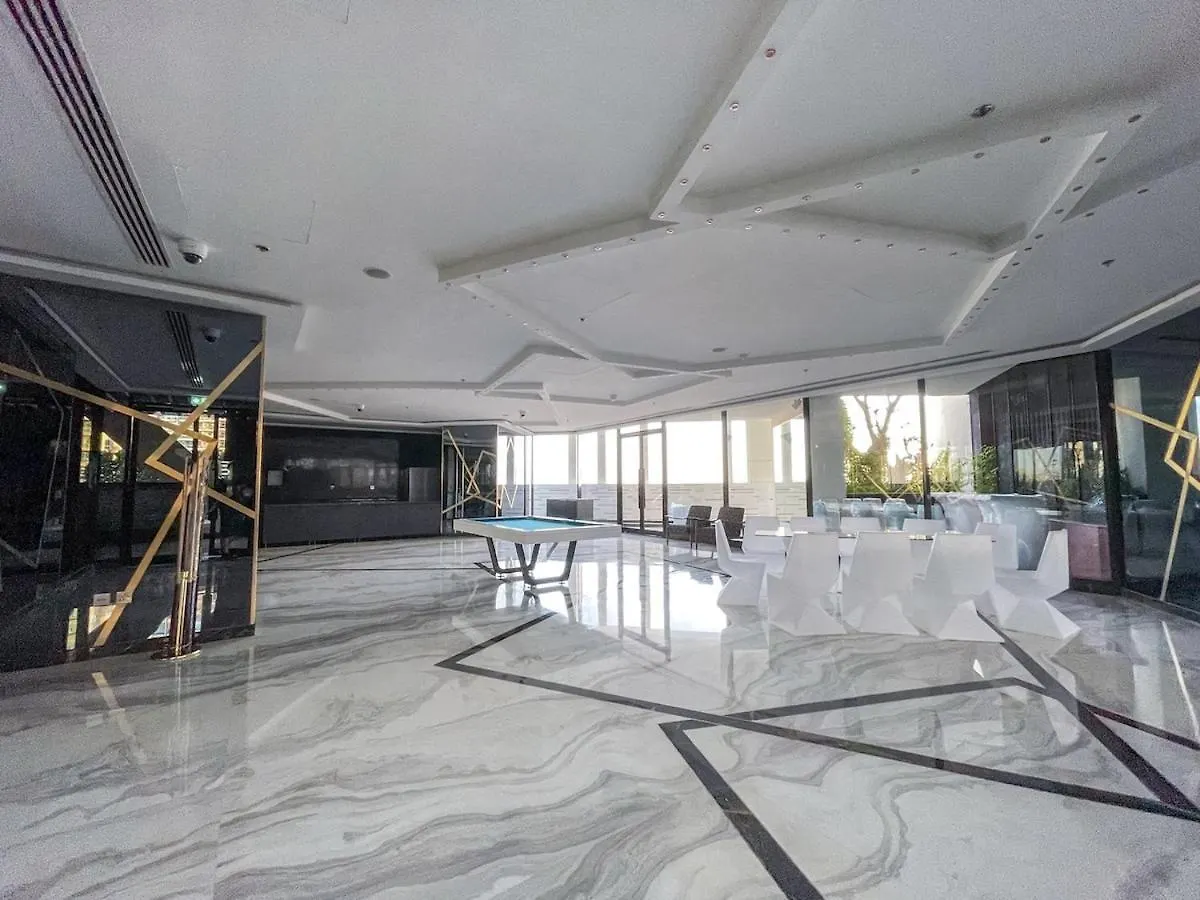 דובאי Awesome Studio Apartment With Burj Khalifa View At Business Bay