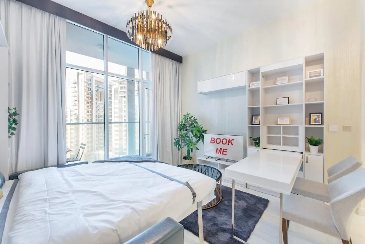 דובאי Awesome Studio Apartment With Burj Khalifa View At Business Bay